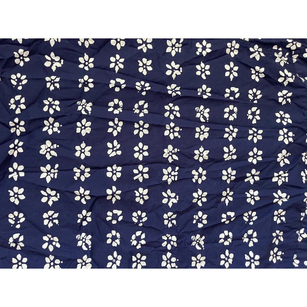 J.‎ Crew Men’s Navy Floral Organic Cotton Button-Up 2 Pocket Size Mediun